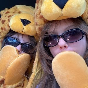 Meet your Posher, Livvy